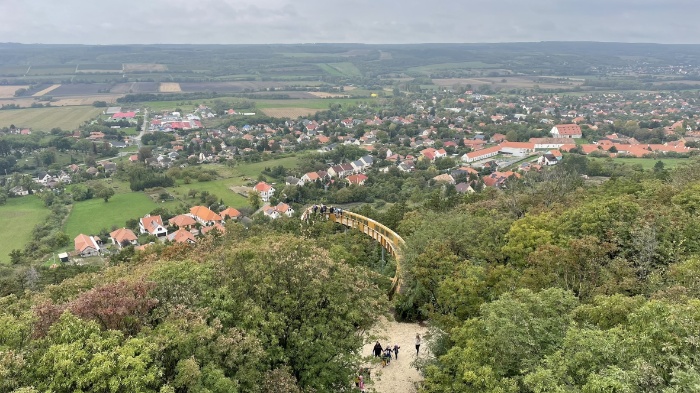 Martinsberg mit der Aussichtsplattform